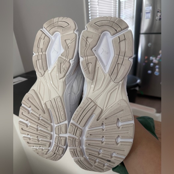 Puma Velophasis Luxe - Picture 2 of 3